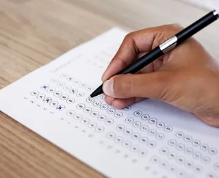 Prefeitura abre concurso com 436 vagas e salários de até R$ 6 mil
