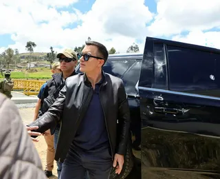 Presidente do Equador sofre atentado em meio a protestos