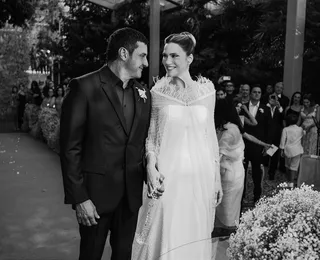 Priscilla Diniz e Joca Abreu Neto selam união em noite emocionante