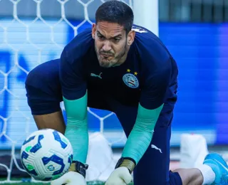 Ronaldo mira Liberta e comemora defesa que Ceni afirmou que não faria