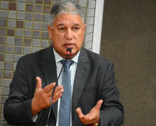 Rosemberg, no furacão, quer abrir as portas do paraíso para velhos