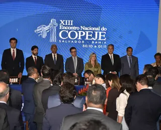 Salvador vira palco de discussões sobre eleições de 2026