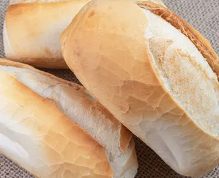 Sem torradeira e air fryer: saiba como manter o pão crocante e macio