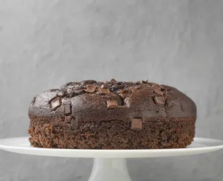 Só 3 ingredientes: aprenda receita de bolo rápida, fácil e saborosa