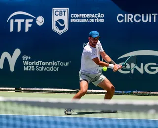 Tenista baiano vence dois brasileiros e vai às quartas em Salvador