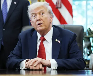 Trump comemora aniversário com evento do UFC na Casa Branca