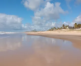 Turistas denunciam cobrança de R$ 700 para acessar praia paradisíaca na Bahia