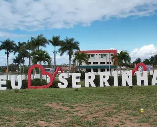 "Vai, pula": homem é preso após obrigar vítima a se jogar de prédio na Bahia