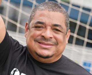 Vampeta vs 14 criadoras de conteúdo: ex-jogador busca namoro