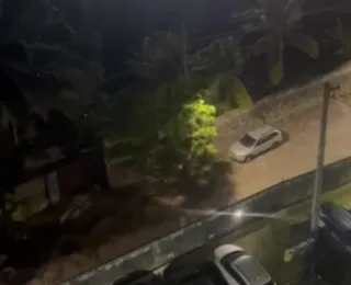 Vídeo: casal é flagrado em ato de amor intenso no Imbuí, em Salvador