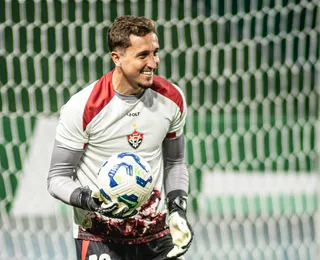 Vitória relaciona Thiago Couto para enfrentar o Sport; veja lista