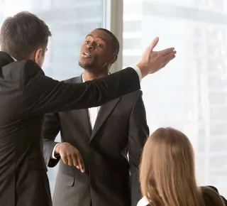 Briga no trabalho? Câmara estuda iniciativa contra intolerância profissional - Imagem