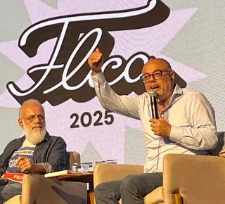 "Só os livros podem reconstruir nossa memória”, diz escritor palestino no encerramento da FLICA - Imagem