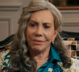 Três Graças: Josefa tem máscara retirada e deixa Gerluce paralisada - Imagem