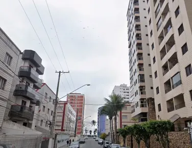 Idoso morre após cair da sacada ao instalar decoração de Natal - Imagem