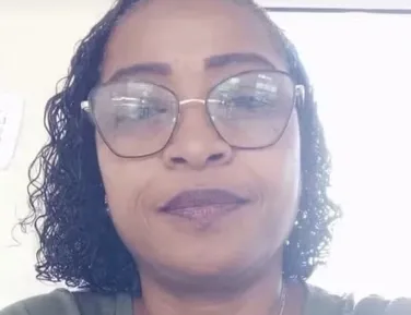 Professora é encontrada morta dentro de casa; marido é suspeito - Imagem