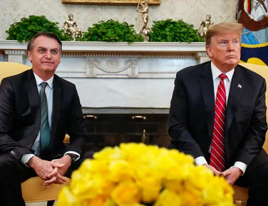 Trump surpreende ao descobrir prisão de Bolsonaro - Imagem