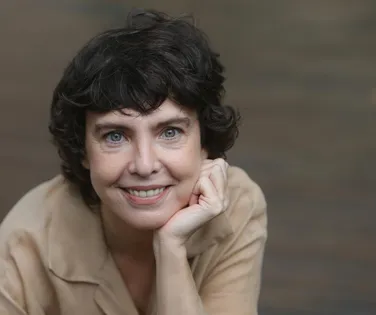 Adriana Calcanhotto será homenageada no Palco A Tarde FM - Imagem