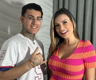 Andressa Urach agride filho ao desconfiar da sexualidade do rapaz - Imagem