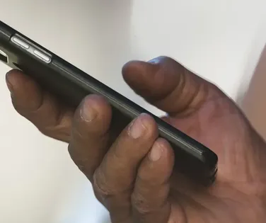 Celulares da Coreia do Norte funcionam com aplicativos bloqueados - Imagem