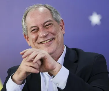 Ciro Gomes rompe com PDT e pede desfiliação - Imagem