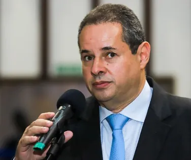 Deputado Nelson Leal abandona reeleição e assume campanha de ACM Neto - Imagem