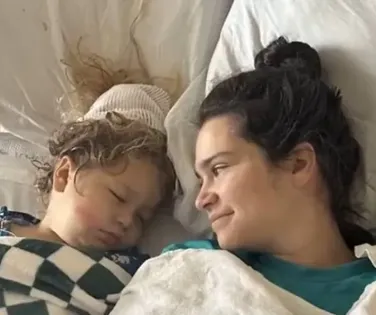 Mãe e filho de 4 anos são diagnosticados com câncer no mesmo dia - Imagem