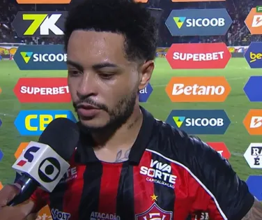 Matheuzinho explica derrota para o Corinthians: "Perdemos muitos gols" - Imagem