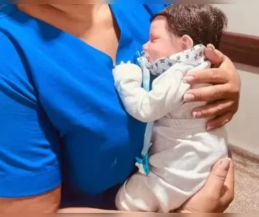 Mulher leva bebê reborn à UPA afirmando que boneco estava com gripe - Imagem