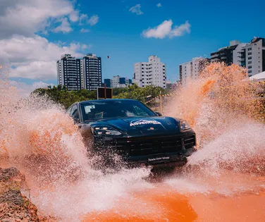 Porsche apresenta experiência off-road inédita em Salvador - Imagem