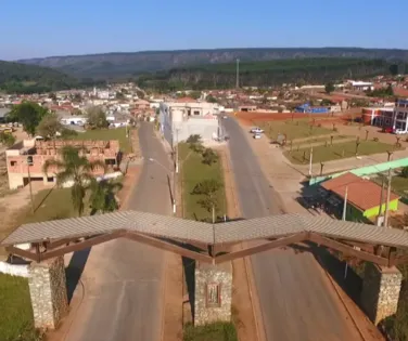 Saiba como vive a cidade "isolada" sem bancos ou transporte público - Imagem