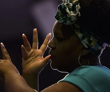 Surdos promovem ação para aprimorar Libras - Imagem