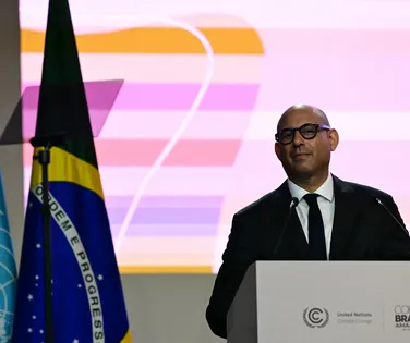 UNFCCC na COP30: cooperação firme e o desafio da desinformação na semana final - Imagem
