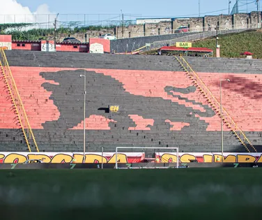 Vitória terá mais um jogo no Barradão em horário nobre; saiba qual - Imagem