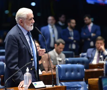 Wagner diz que votação de Messias para o STF pode ficar para 2026 - Imagem