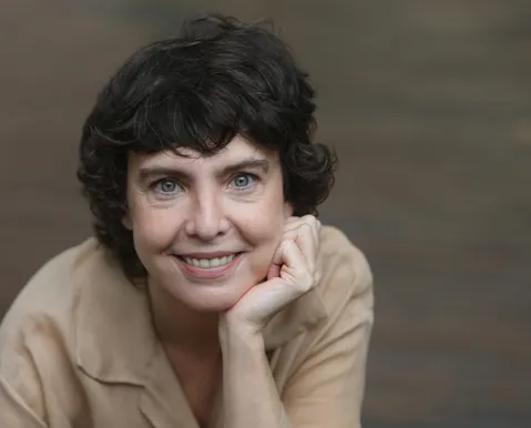 Adriana Calcanhotto será homenageada no Palco A Tarde FM