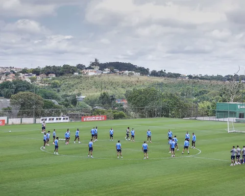 Bahia: atacante treina normalmente e vira opção para Rogério Ceni - Imagem