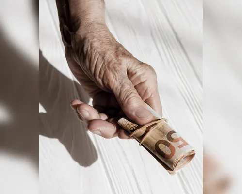 Governo vai pagar bônus extra de R$ 200; confira os requisitos - Imagem