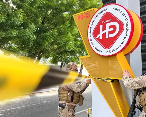 Operação mira lavagem de R$ 5 bilhões ligada ao PCC e fecha 49 postos - Imagem