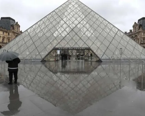 Roubo no Louvre: conheça as nove peças levadas em ação rápida - Imagem