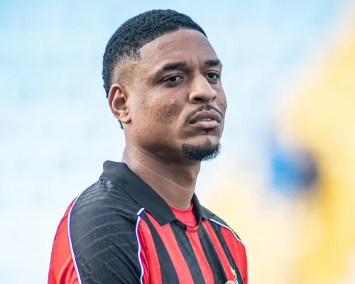 Talento da base do Vitória defenderá time baiano em 2026; saiba tudo - Imagem