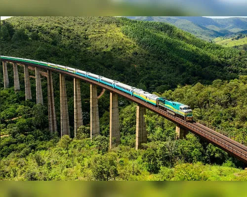 Trem noturno ligará estados: veja horários, preços e como garantir sua passagem - Imagem