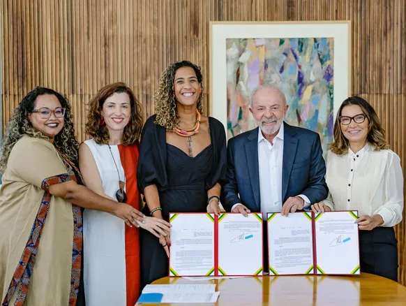 No Dia da Consciência Negra, Lula regulariza territórios quilombolas - Imagem