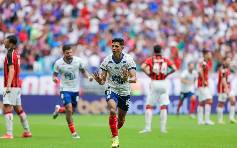 Bahia tem amplo domínio sobre o Vitória nos últimos 30 clássicos Ba-Vi - Imagem