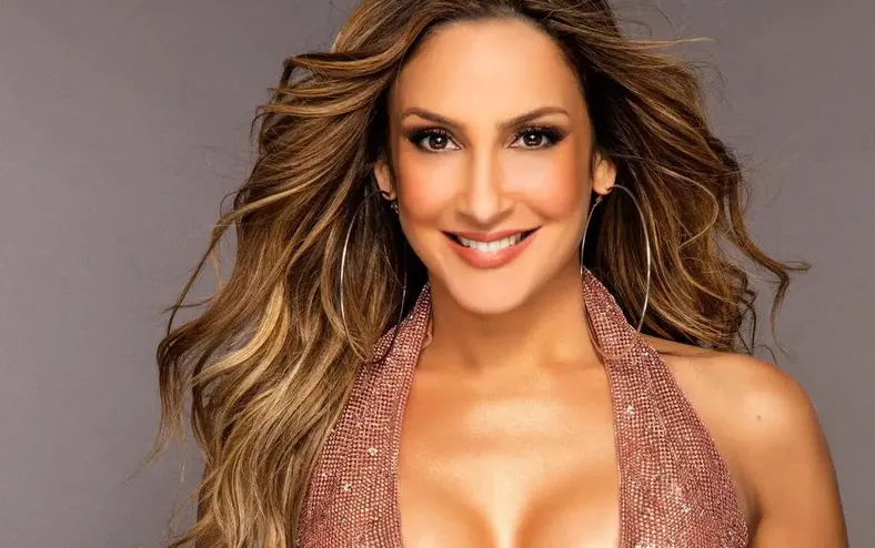 Claudia Leitte expõe medo de boatos envolvendo relacionamento - Imagem