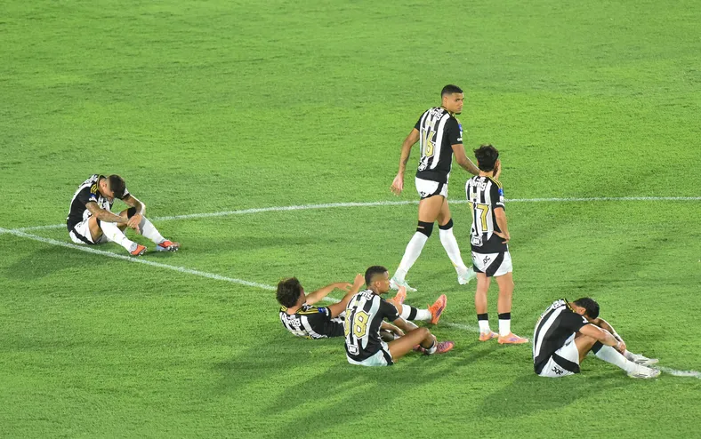 Ex-Bahia perde pênalti decisivo e Atlético-MG é vice da Sul-Americana - Imagem