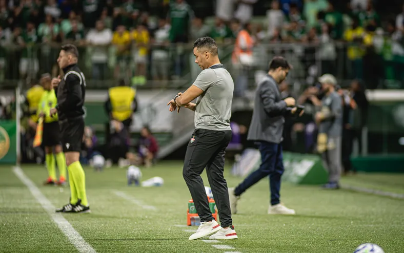 Jair Ventura enaltece empate com o Palmeiras: "Não estava no script" - Imagem