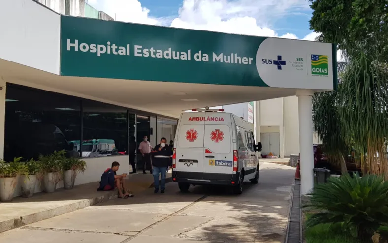 Trisal é preso após torturar e manter adolescente em cárcere privado - Imagem