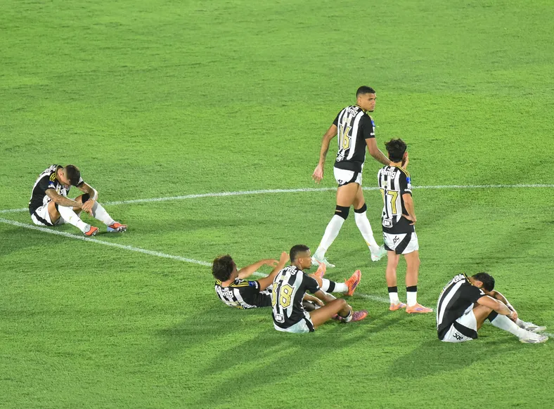 Ex-Bahia perde pênalti decisivo e Atlético-MG é vice da Sul-Americana - Imagem