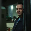 3 séries curtas de suspense na Netflix para ver neste fim de semana imagem